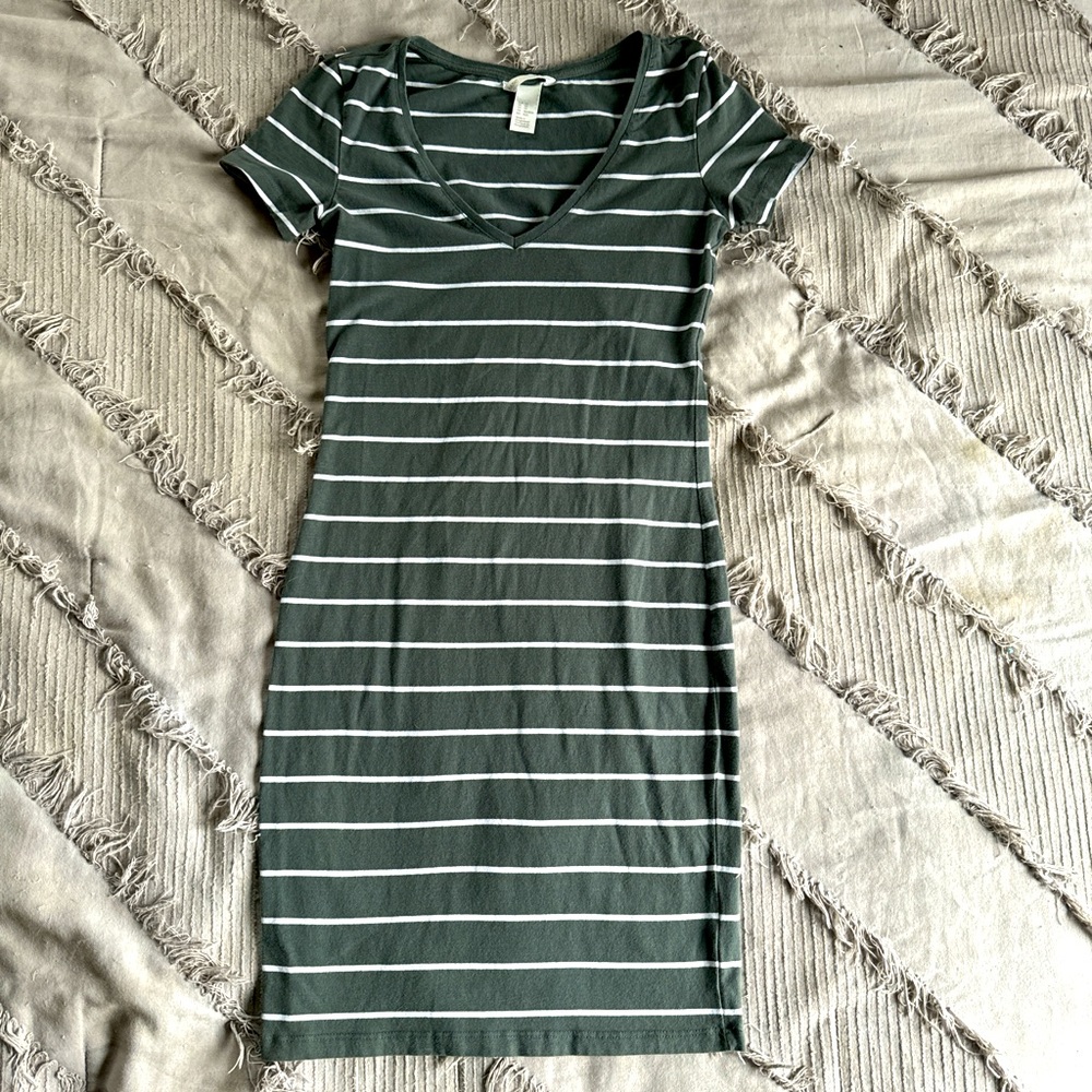 H&M t-shirt dress